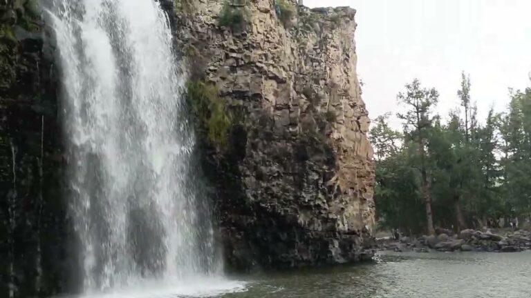 Ulaan Tsutgalan Waterfall, also known as Orkhon Waterfall